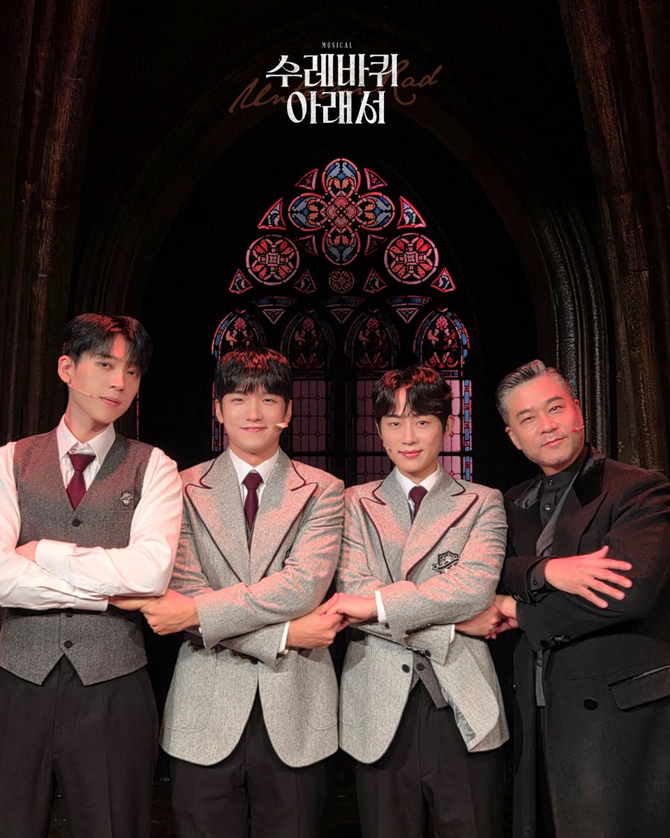 nepcontents's tweet photo. [#수레바퀴아래서]
🕊️첫공 페어 사진

한스 #홍성원 하일러 #한상훈 루치우스 #신은호 교장 #황만익

오늘의 입학을 환영하며, 다음 수업에서도 모두  다시 만나기를 바랍니다🤎

-
뮤지컬 <수레바퀴 아래서>
𝟐𝟎𝟐𝟔.𝟏𝟎.𝟏𝟑 - 𝟐𝟎𝟐𝟕.𝟎𝟏.𝟎𝟑
SH아트홀

#뮤지컬 #수레바퀴아래서 https://t.co/8YryKl8nTy