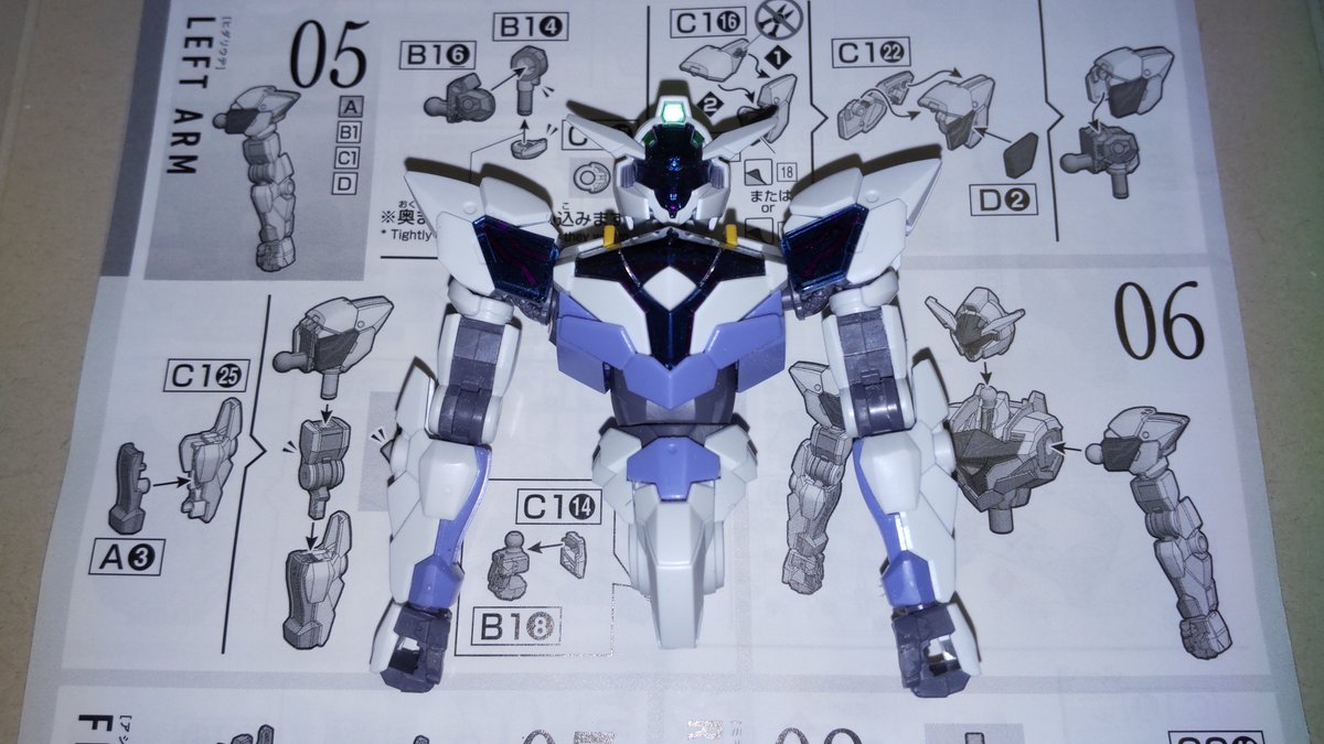 enpiropop's tweet photo. ルブリスジウゆるりと制作中
上半身まで組んだ
ガンダムらしからぬフォルム
ガンダムらしからぬ配色
だがそれがいい！ https://t.co/7GP7NAyi2w