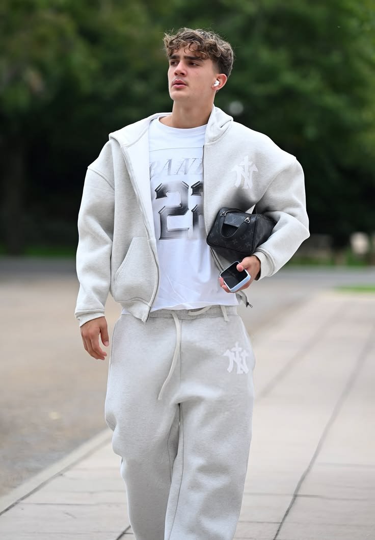GunnersRep's tweet photo. This boy 👦 https://t.co/T2UziKMLpt