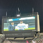 Photo by 도두 (@bb_lgtwins)