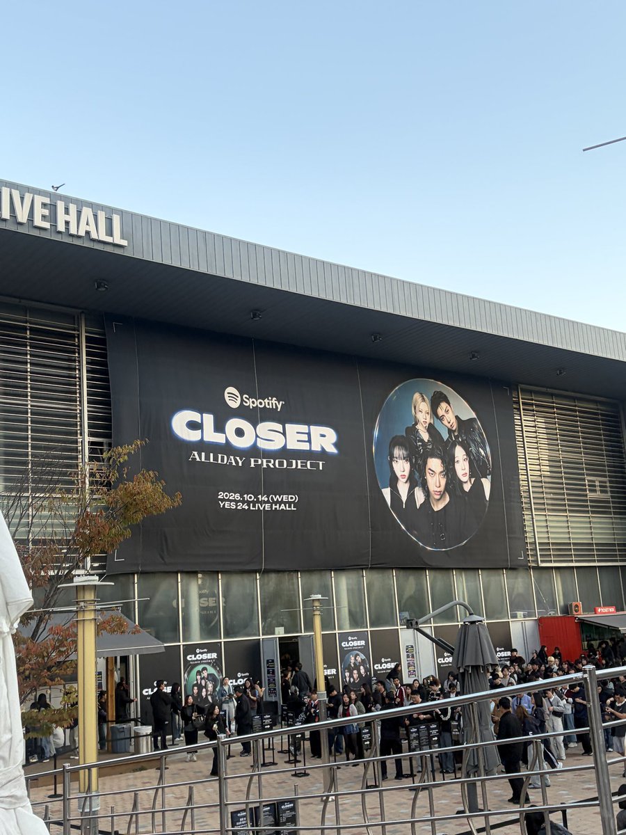 DOO333333's tweet photo. #CLOSER_ADP @SpotifyKR @ALLDAY_PROJECT 
스포티파이 감사합니다🖤 https://t.co/2PdGEjyavs