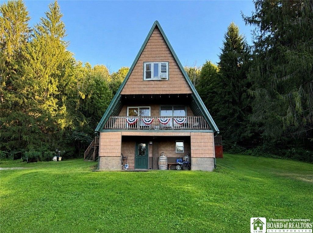 realestatechq's tweet photo. If you know someone that's looking for a new home, tag them! This could be the one they're looking for. https://t.co/N4KTYPgAsT