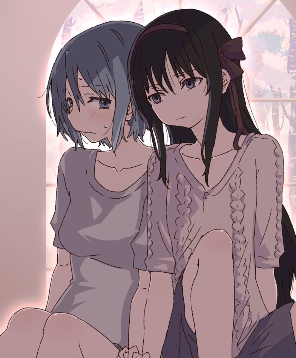 mitieru's tweet photo. 「魔法少女の行き着く先の姿に
同情してくれるって言ってたわよね貴女

あれ、嬉しかったわ…」

「なによ急に…」

「言ってなかったと思って

　ありがとう…」 https://t.co/nq6FrWFjHP
