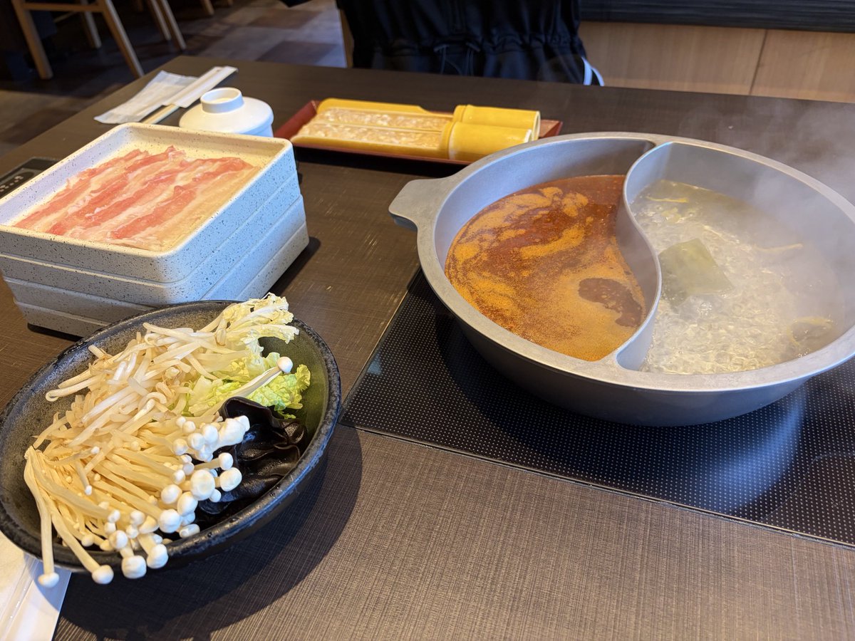 kaju22371's tweet photo. ドカ食い気絶部になりそうなくらい食べた https://t.co/SF5wm1EuEq
