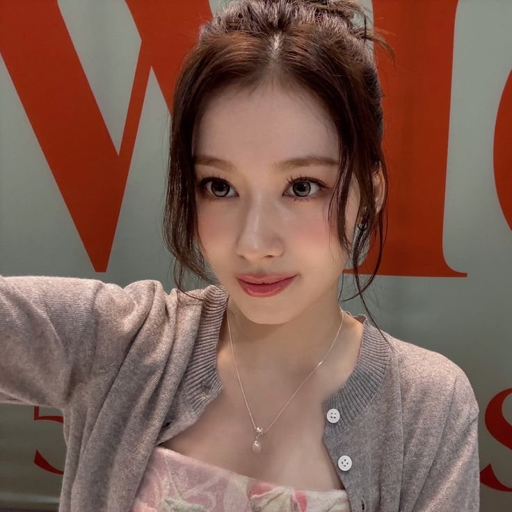 Vivilalipop's tweet photo. Ginii?? Hehew.. ฅ^>⩊<^ ฅ https://t.co/0xhBCTHW4T