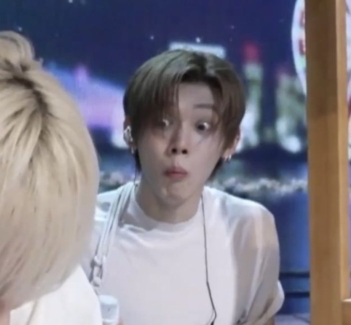 wonyawnzzn's tweet photo. i love how big his eyes get when he’s shocked 😭 https://t.co/kKePwMlOw8