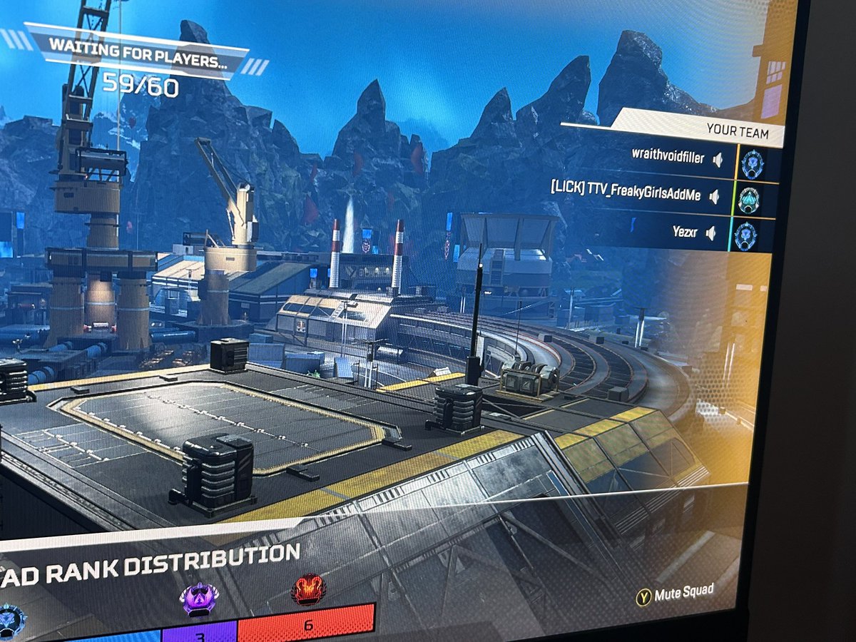 JeffCilidinia's tweet photo. @PlayApex fix your dumbass rank match making https://t.co/lcBliZjsf8