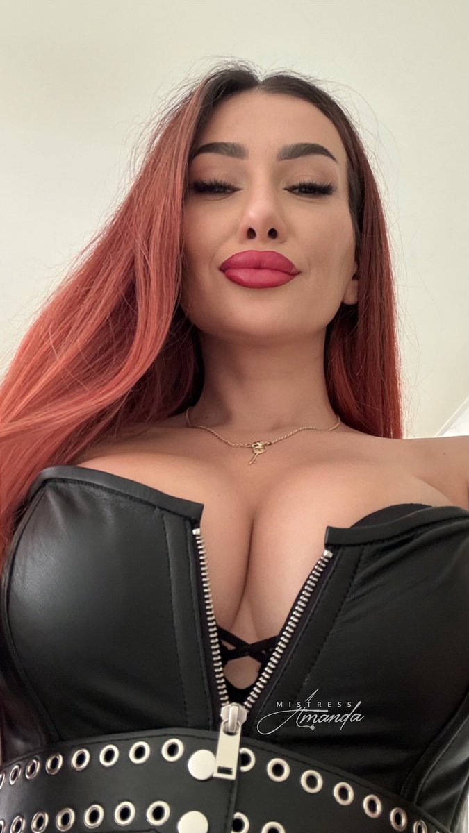 MistressAmandaa's tweet photo. Just a casual Wednesday afternoon in Dublin📍 https://t.co/BABb5GTLsk