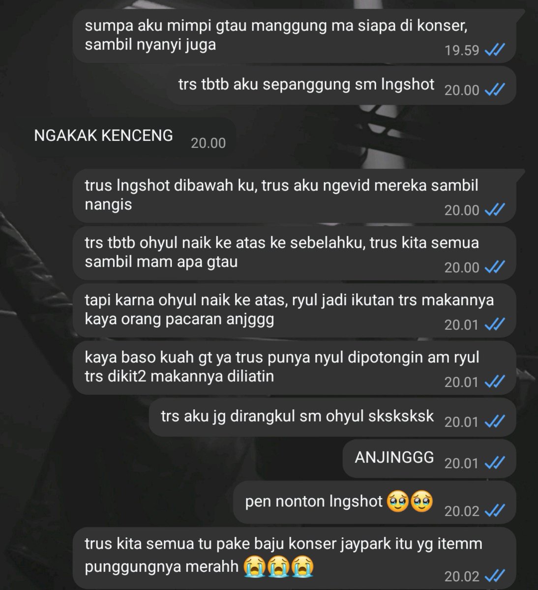reygsagara's tweet photo. duh anjrit kenapa gua harus bangun sihh 😭😭 pengen ketemu lagi pliss dateng terus di mimpi aku plsss 😔 https://t.co/s7G4syP00V