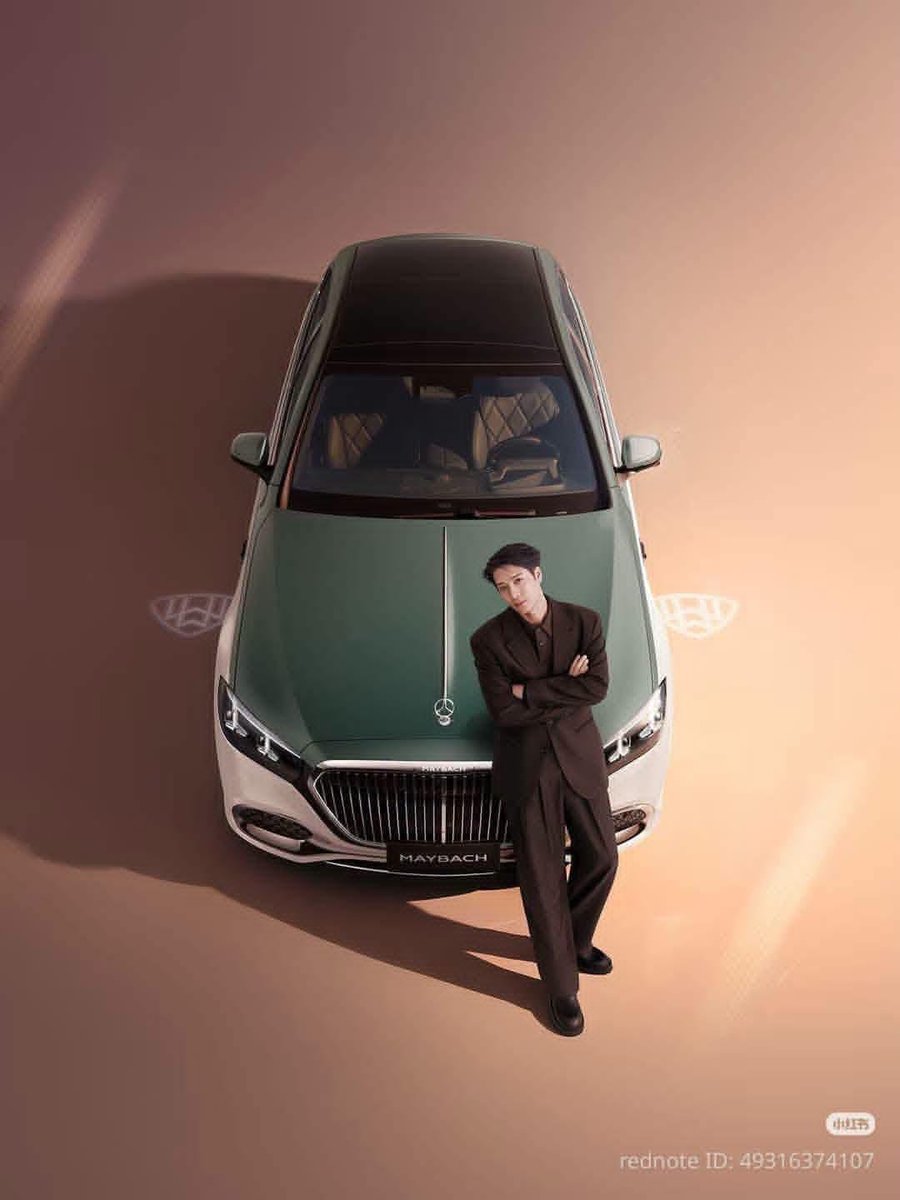 FashionistD's tweet photo. Congratulastions to MAYBACH for chosing #JACKSONWANG as their new brand ambassador! 😍 https://t.co/zfPkJGdf0P