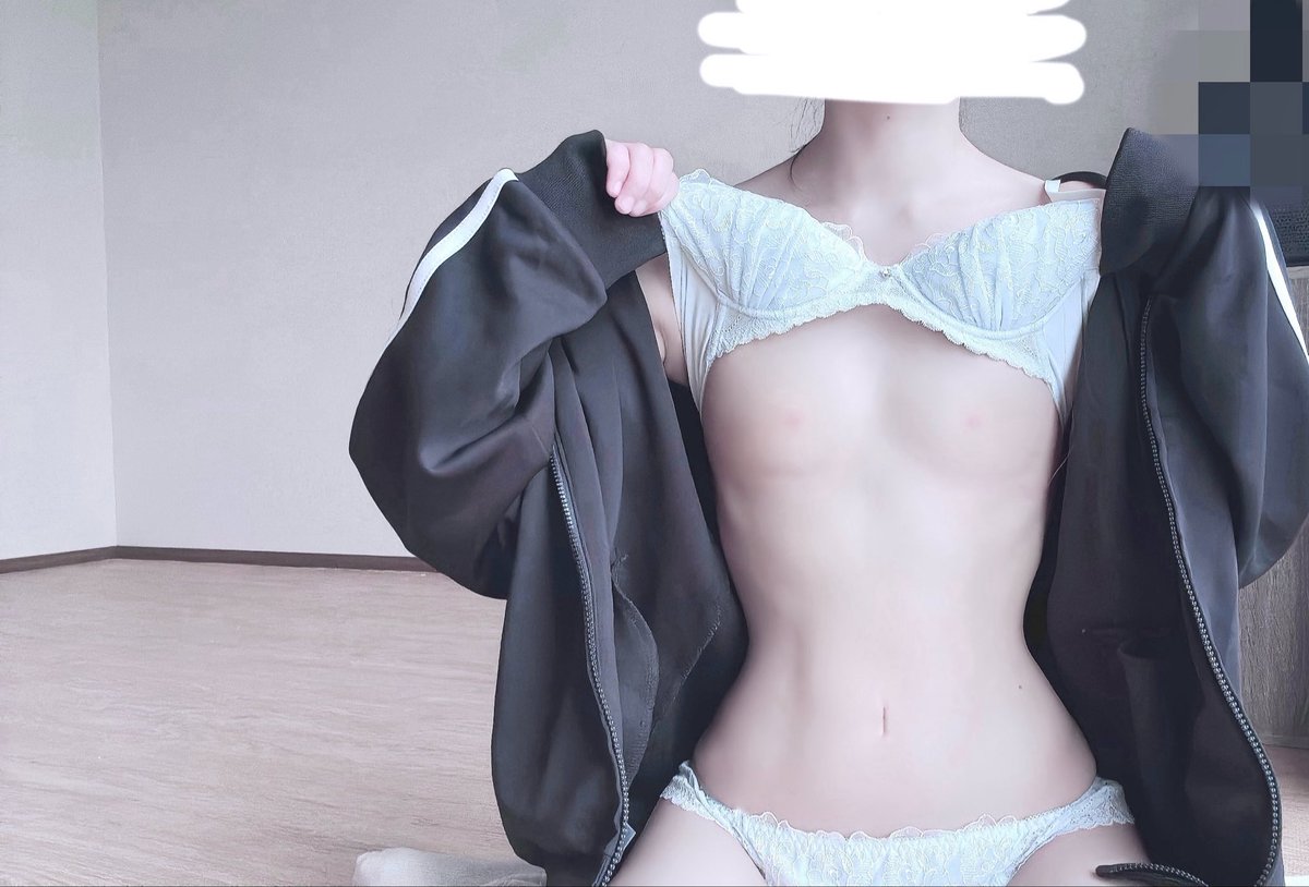 uox8818x's tweet photo. ﾁ https://t.co/2cNPl9fKmT