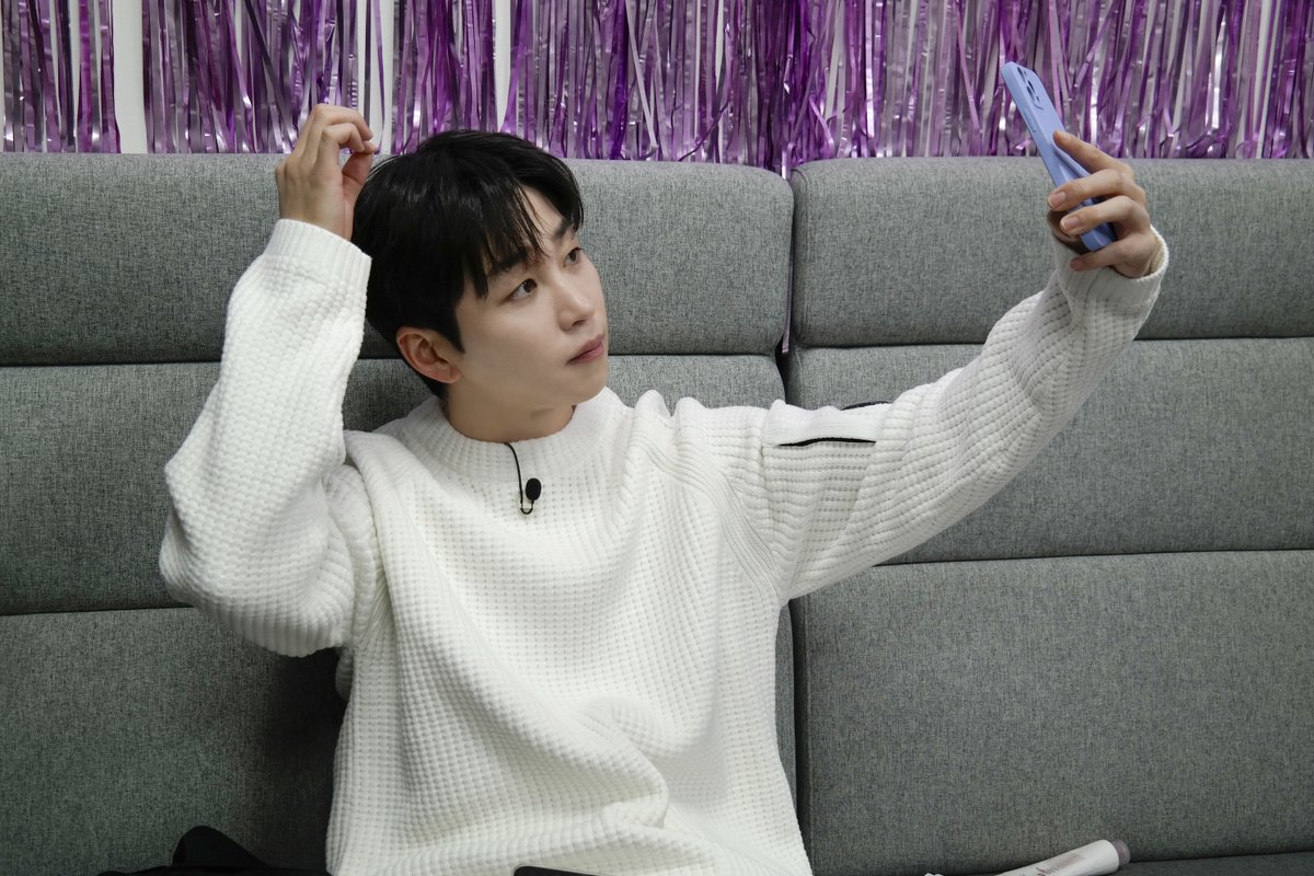 superbellcom's tweet photo. 솔직 입담 대폭발한 햄찌🐹 MC #딘딘 이 떴다❗❗
딘딘이 리뷰하는 셀럽들의 찐 애정템🌟이 궁금하다면 잠시 후 9AM⌚ SBS plus #리뷰액츄얼리 에서 만나요👋

#DINDIN #SBSplus #슈퍼벨컴퍼니 #superbellcompany #SBC https://t.co/zIy7QJ2s84
