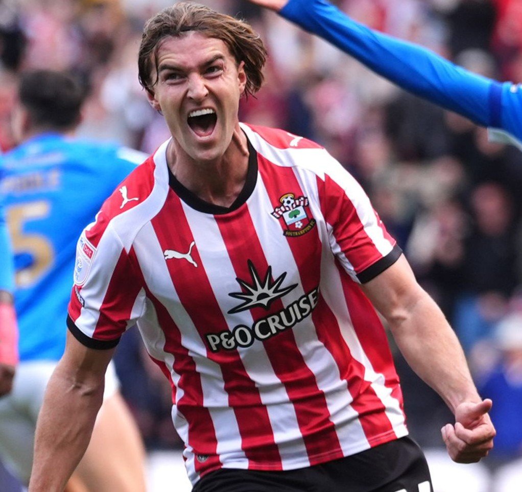 Saintbloke7's tweet photo. @FutSheriff James Bree #saintsFC https://t.co/qT55YzGDDA