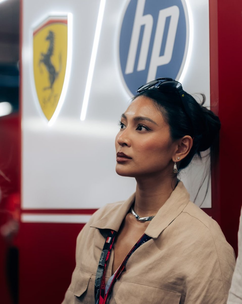 latest_chika's tweet photo. F1 BADDIE SPOTTED 🏎️❤️‍🔥

#NadineLustre makes an appearance on Scuderia Ferrari HP’s official Instagram page, with photos of her visit to the team's garage during the Formula 1 Singapore Grand Prix.

"Spotted in the garage," the team's post read.

📸scuderiaferrari/Instagram https://t.co/nhWPuwxUVu