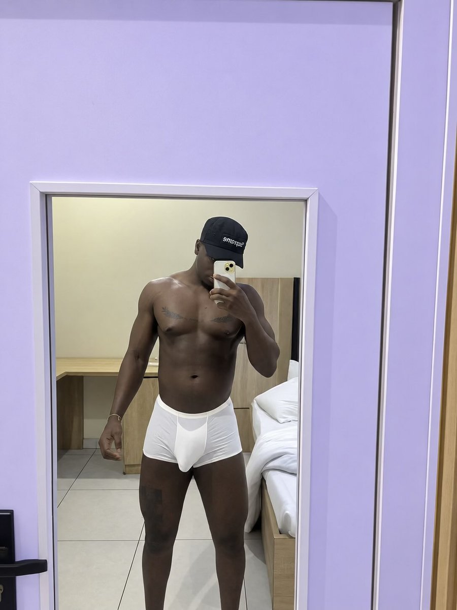 Chigosznn's tweet photo. Blavkboy 

😈

#fypシ゚ #fypシ゚viral https://t.co/yeqnnKExCS