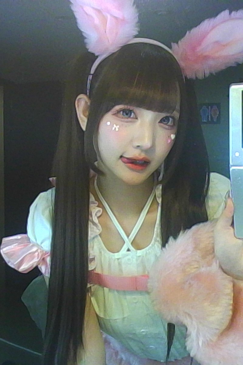 uba_va__3's tweet photo. ←トイカメラ　デジタルカメラ→

どっちもイイね！！ https://t.co/3iP9i5qKtY