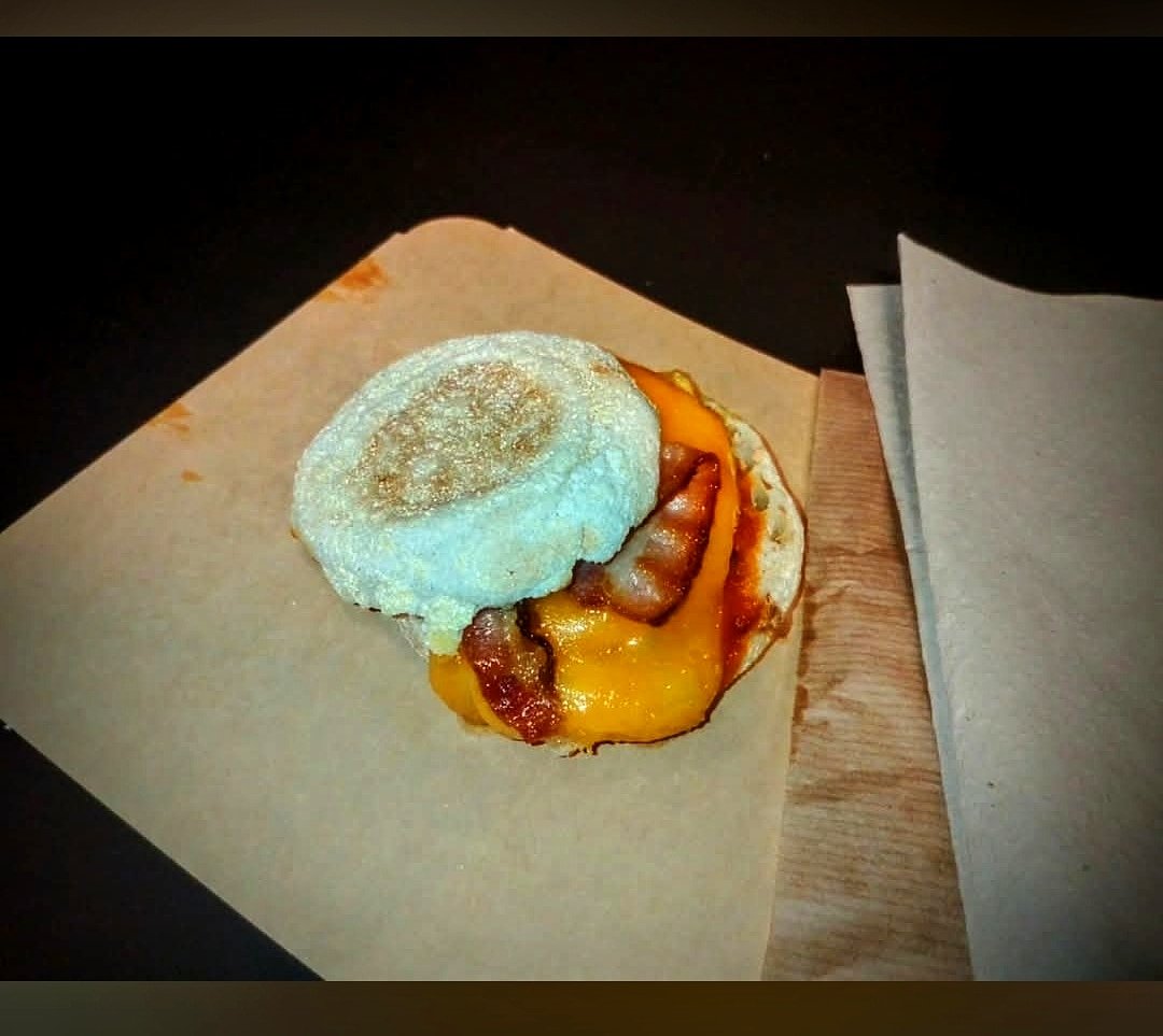 mrmeevakin52819's tweet photo. Breakfast Brunch Time 😋🥀🤠🌅☕🍲.
Muffin
14.10.2026           10:36 https://t.co/7PvEOmEXvC
