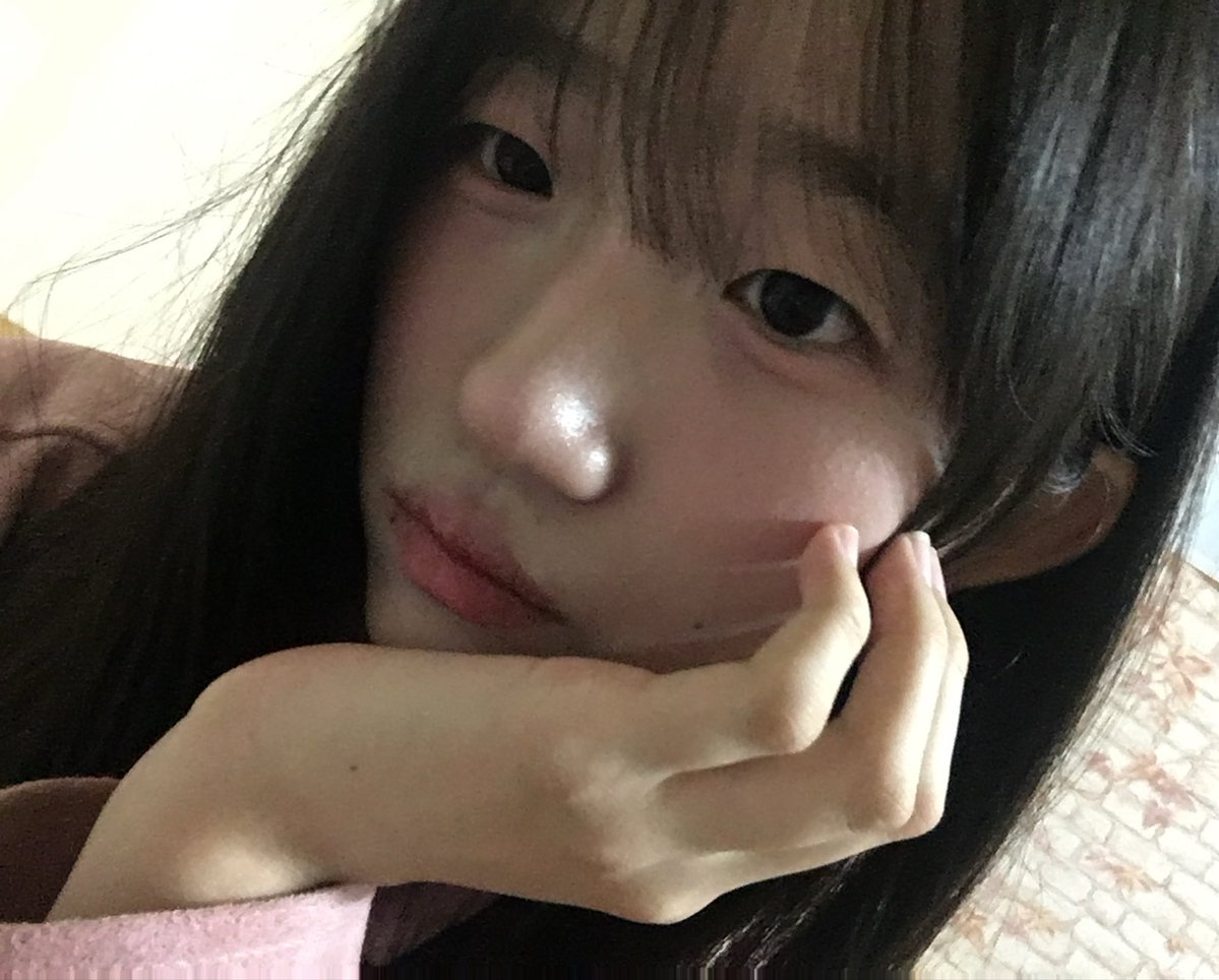 roseoxz's tweet photo. 정신과 입원하고 온 정신병자랑
오래오래 연락하고 친해질 사람
흔적 섹트 에셈 빼고는 잡아요
#우울계_𝕏친소 #정병계_𝕏친소 
#우울계𝕏친소 #정병계𝕏친소 
#자해 #자살 #우울 https://t.co/tADkPbmdLm