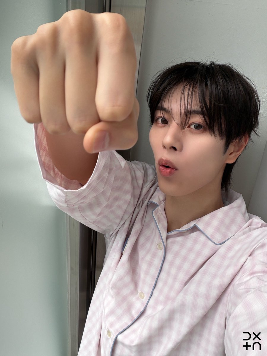 official_DXTEEN's tweet photo. [💫]
DXTEEN OFFICIAL FANCLUB 更新情報

『のんびりあゆライフ』が更新されました！

🖋嘘じゃんwwwwwwwwwww

詳しくはFCコンテンツ『BLOG』をご覧ください！
https://t.co/xE3Il45f3E

#DXTEEN #DXTN #福田歩汰 #のんびりあゆライフ #DXTEEN_FC https://t.co/xVnNwaeT74