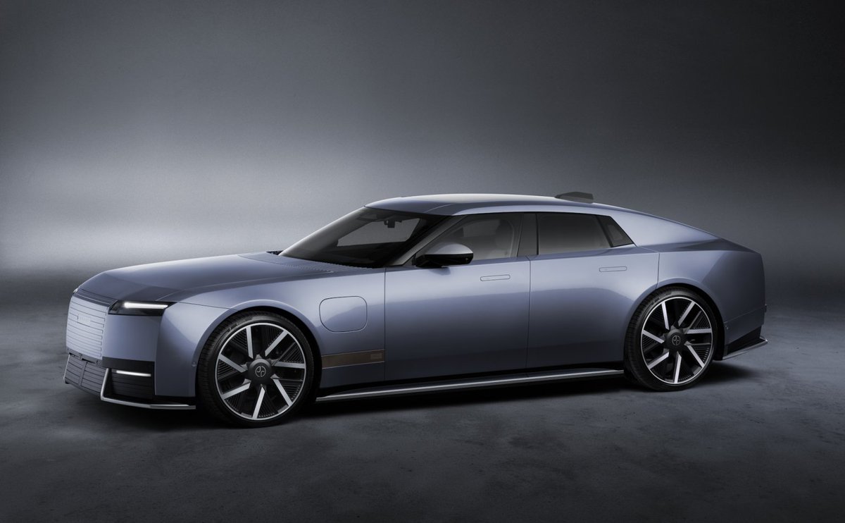 Springtech_UK's tweet photo. JLR has unveiled a new Jaguar all-electric Type 01. 🚙

As a #manufacturer of #springs, wireforms &amp; pressings for the industry, we're particularly interested in how component requirements are evolving to support the next generation of vehicles.

👉 https://t.co/ZooteX6YmV https://t.co/JnzkERMiCl