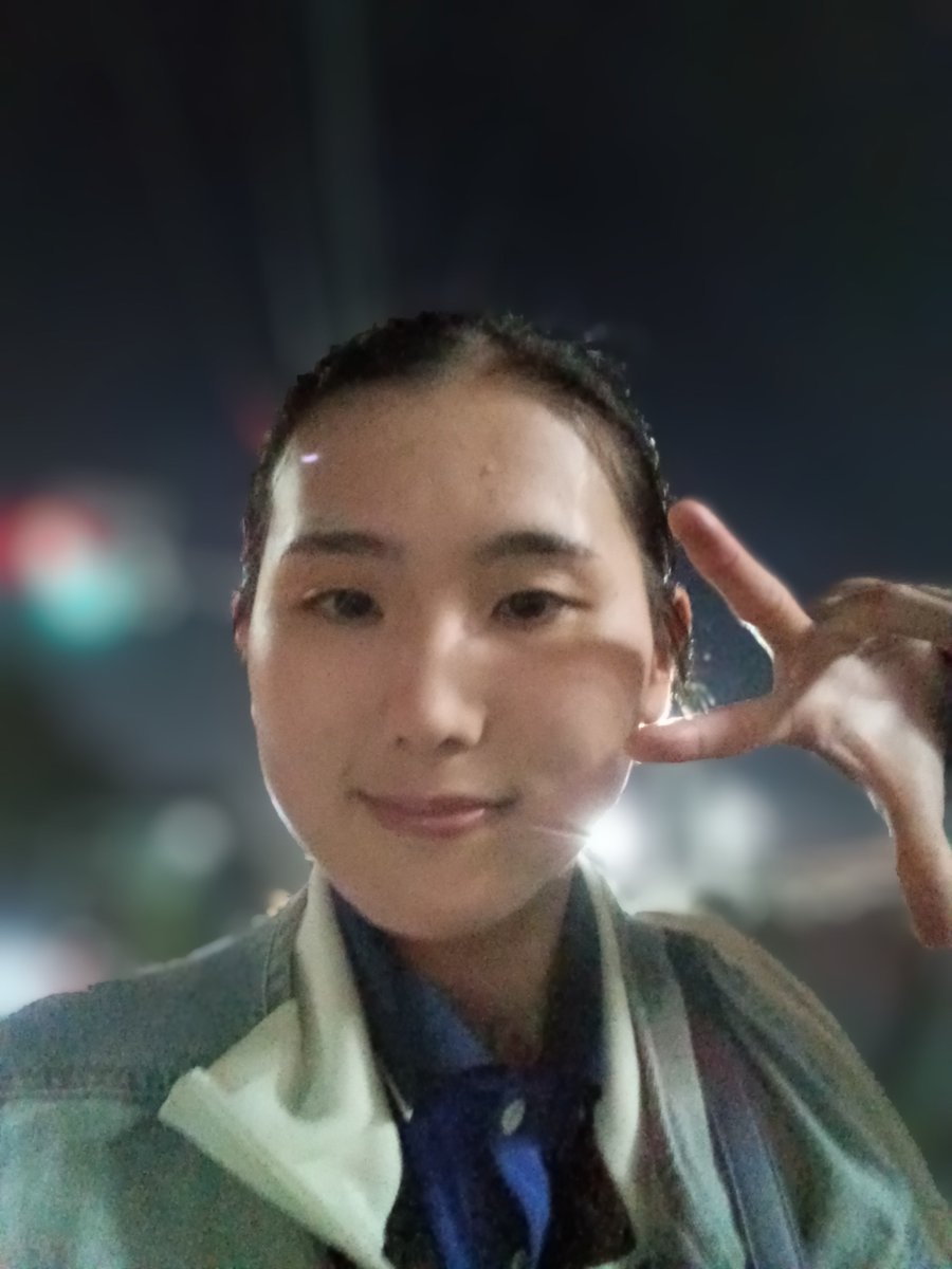 Mayu141112's tweet photo. 出発！
明日お仕事はいってるから１時間まけです！
なにも準備してないから帰って準備する！笑
#レッスン https://t.co/4VEZzNhTtZ