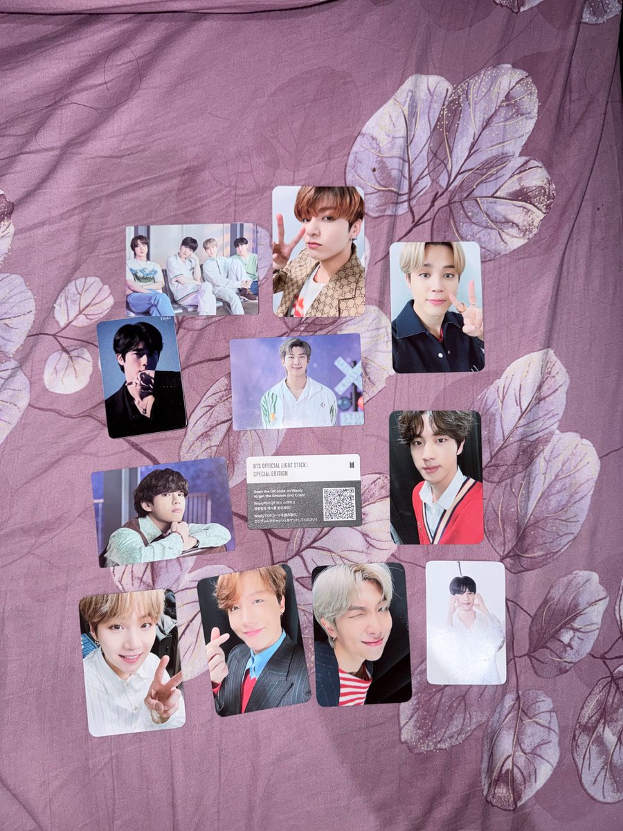 noltakterhingga's tweet photo. WTS❗️

ARMYBOMB /LIGHT STICK BTS : MAP OF THE SOUL SPECIAL EDITION

● Used / Unsealed
● Kondisi: 9/10
● Berfungsi 100%
● Kelengkapan: Pouch, Photocard Official, dan Box
● Harga: 600k (Bisa Nego)

Minat? DM aja

#bts #armybomb #lightstickbts #bangtan #wts #zonauang https://t.co/o2Js3ItSZg