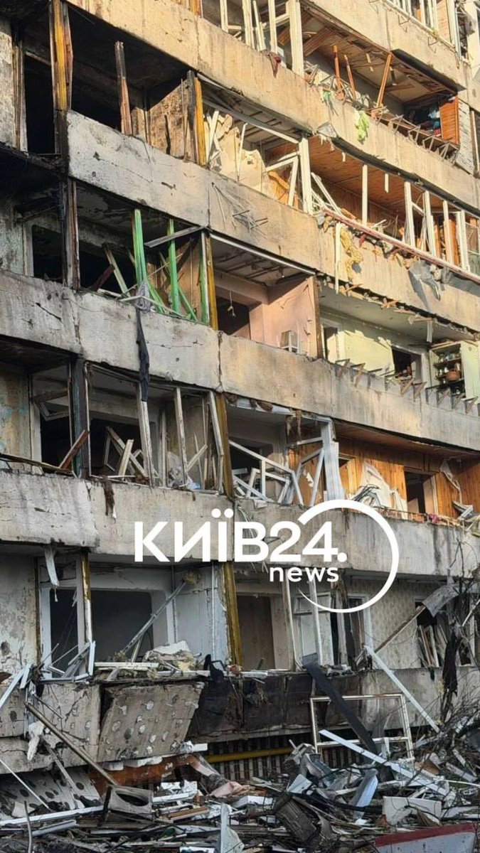 victoriaslog's tweet photo. Russians killed 5 women in Kyiv 😔 https://t.co/46TsAsTGGr