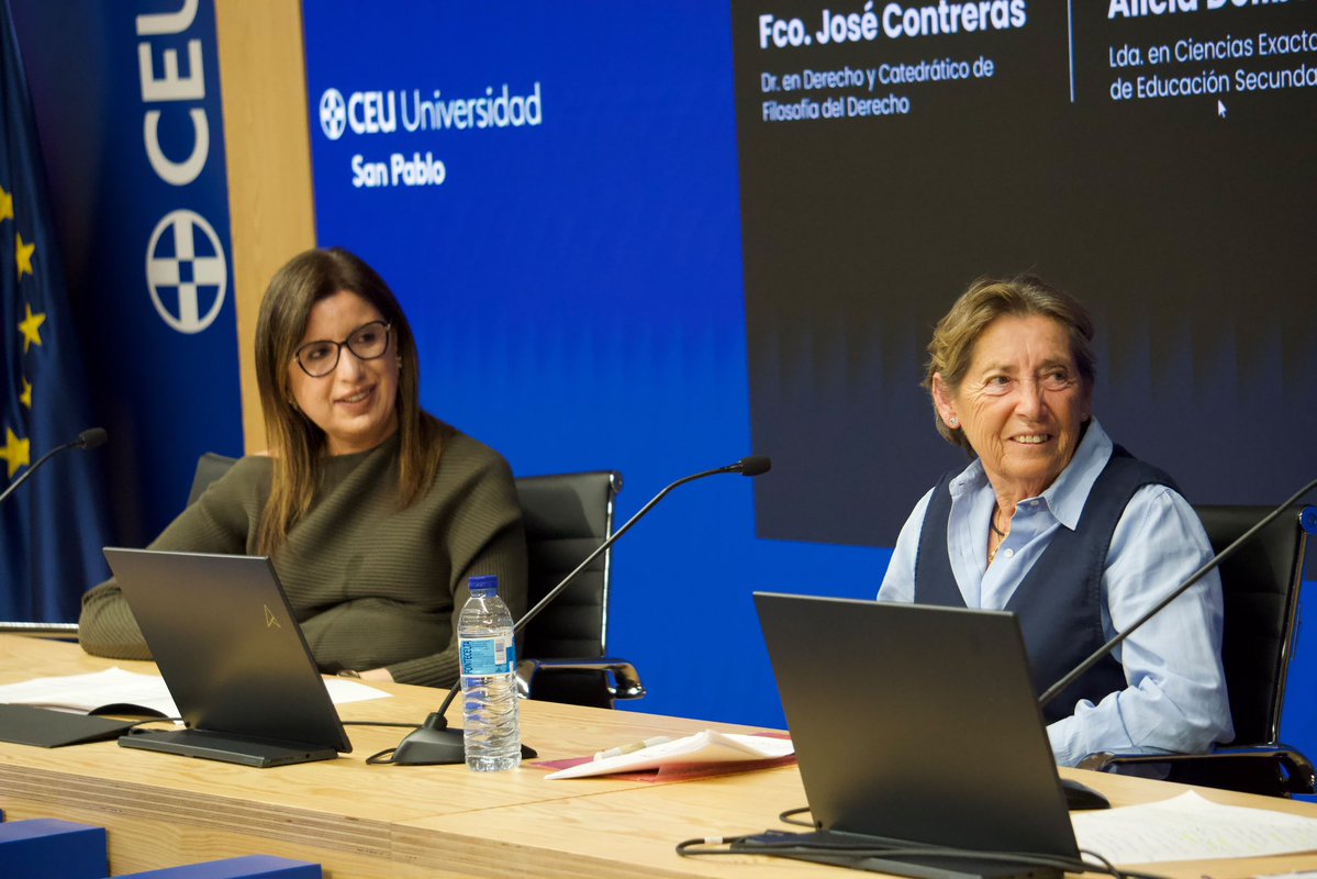 atenea_esp's tweet photo. 📚 Ayer presentamos nuestro nuevo informe: La crisis de la educación en España.

👌🏽 Con @ivanedlm, @Proserpinasb, @fjconpe y Alicia Delibes.

¡Gracias a todos los que nos acompañasteis! https://t.co/JnDCKrF4Uk