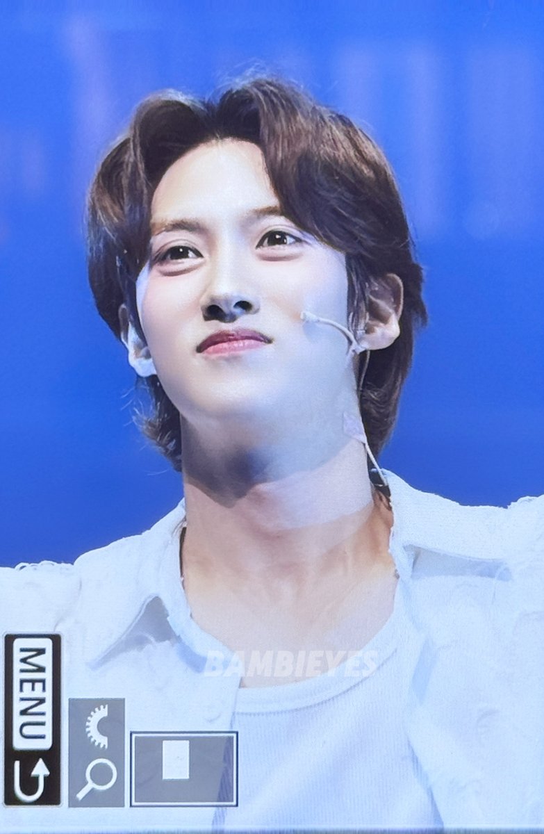 BAMBIEYES0327's tweet photo. 261014   #여원 #펜타곤 #PENTAGON #여창구 https://t.co/jL1zlYHgLL
