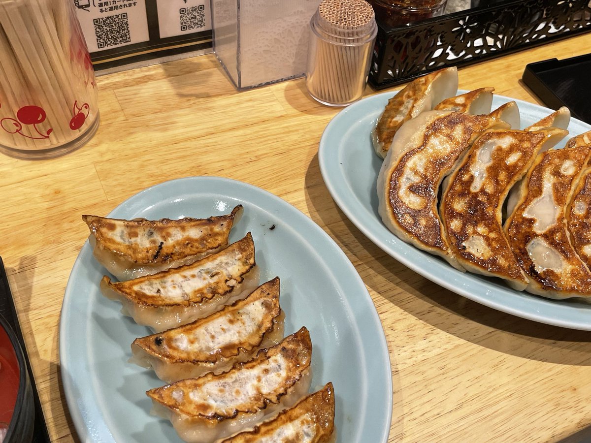5963_tommy's tweet photo. 宇都宮までドライブー
たぶん初宇都宮餃子！
悟空めっちゃ並んだけど美味しすぎた😋 https://t.co/Wo2M0ukYuh