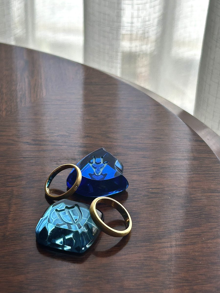404Eules's tweet photo. my best friend and I got married in FF14 years ago to save on teleportation fees, and now we’re married IRL 😭💍 https://t.co/hDnBCURK4I