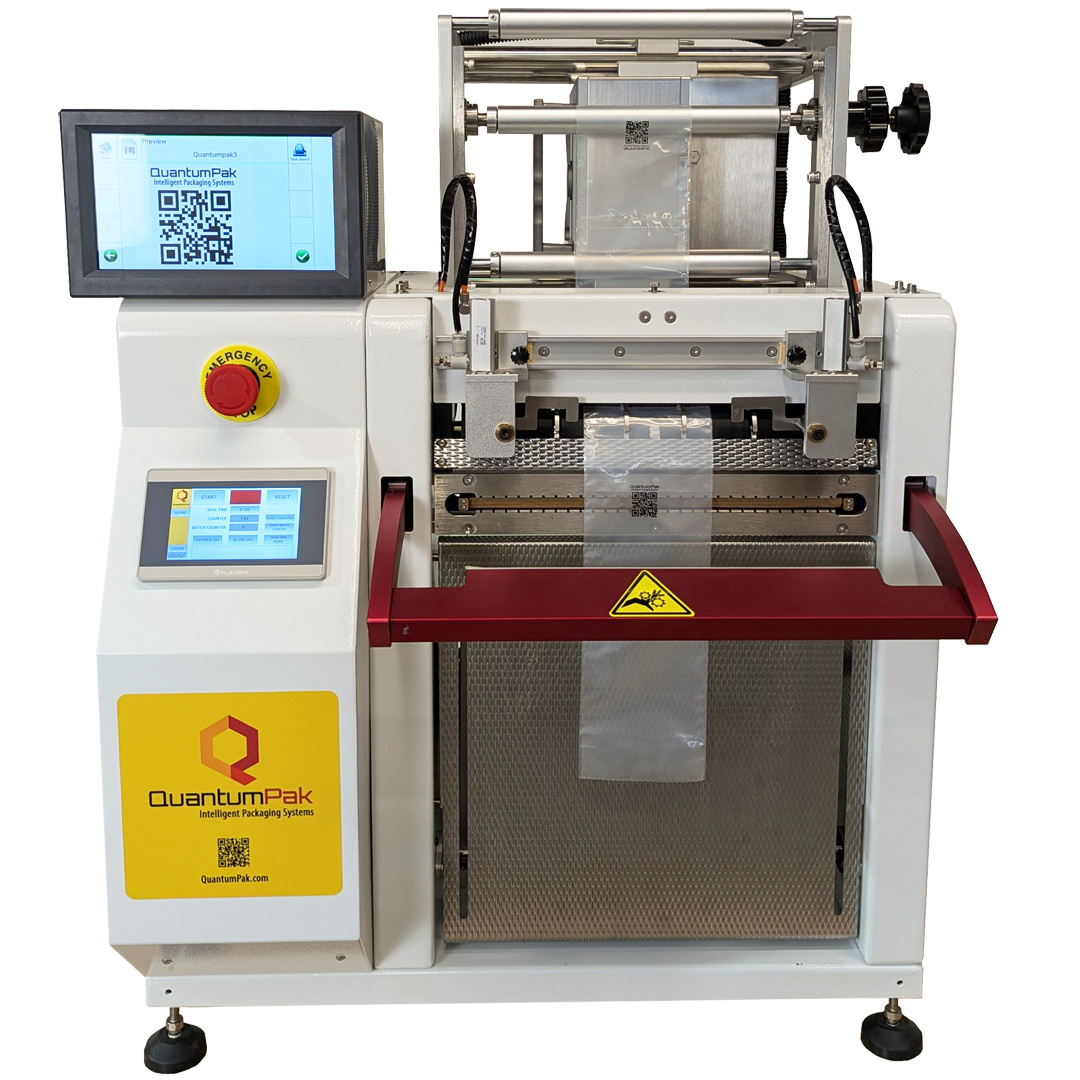 PackagingLabel's tweet photo. Meet the @QuantumPak QB-10-PR #AutomaticBagger with integrated TTO printing.

Automate bagging and sealing while printing product details, date codes, lot numbers, barcodes and QR codes directly onto packaging.

Explore the QB-10-PR: https://t.co/r0BTdtzPD4

#PackagingAutomation https://t.co/RWd3YWLafy