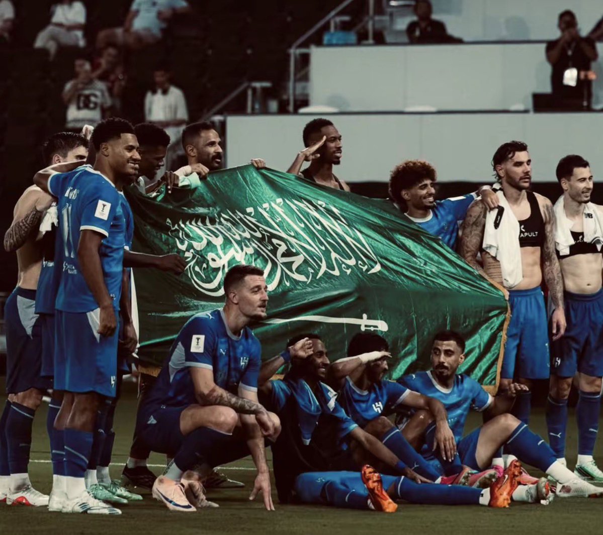Gamd_5's tweet photo. اقوى فلاش باك 😞 https://t.co/2R5DfSqi2q