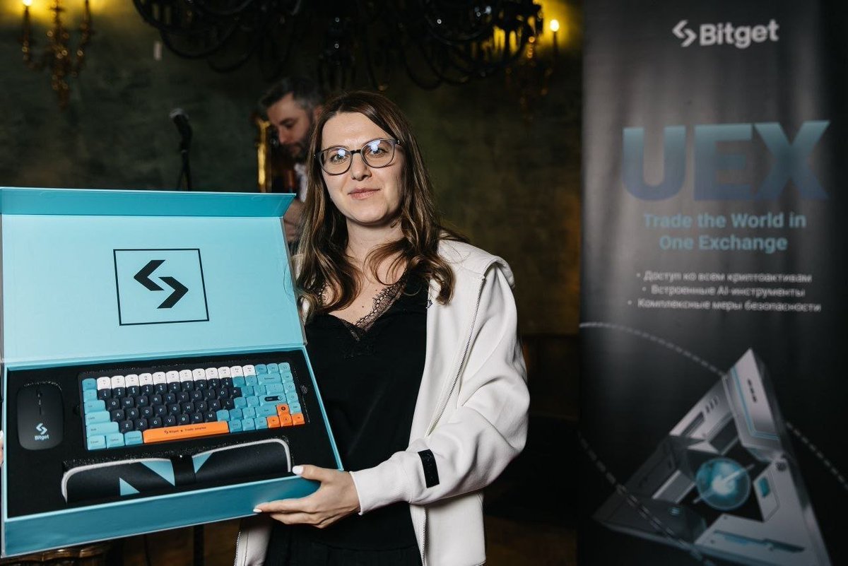 BitgetRU's tweet photo. 🏆 Разыгрываем клавиатуру Bitget + 4 бонуса по 5 USDT!

Как участвовать 👇
1️⃣ Переходи в наш Telegram-чат
2️⃣ Участвуй в Bitget Alliance или Earn
3️⃣ Выполни 1 задание
4️⃣ Отправь скрин + UID к анонсу в Телеграм чате

🕜 До 26 октября
👉 Участвуй здесь: https://t.co/kEJlVKT2U9

#конкурс #Bitget