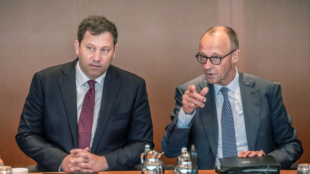 focusonline's tweet photo. Kabinett gibt grünes Licht für Zuckersteuer https://t.co/TTc2SDJF6B https://t.co/fcQeMaGzzn