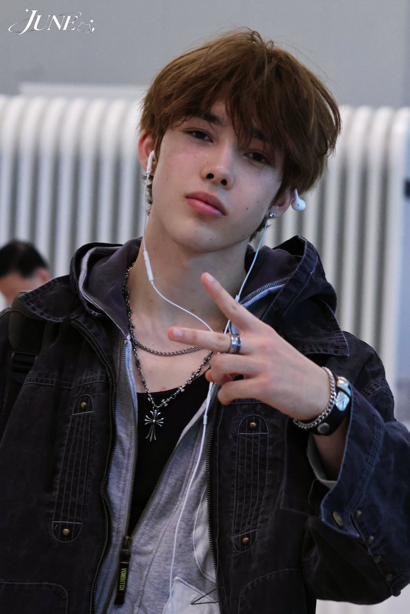 JUNEDIT0325's tweet photo. 20261014  출국

#wayfboys #웨이프보이즈
#anderson  #앤더슨 https://t.co/VQXM1vTRd3