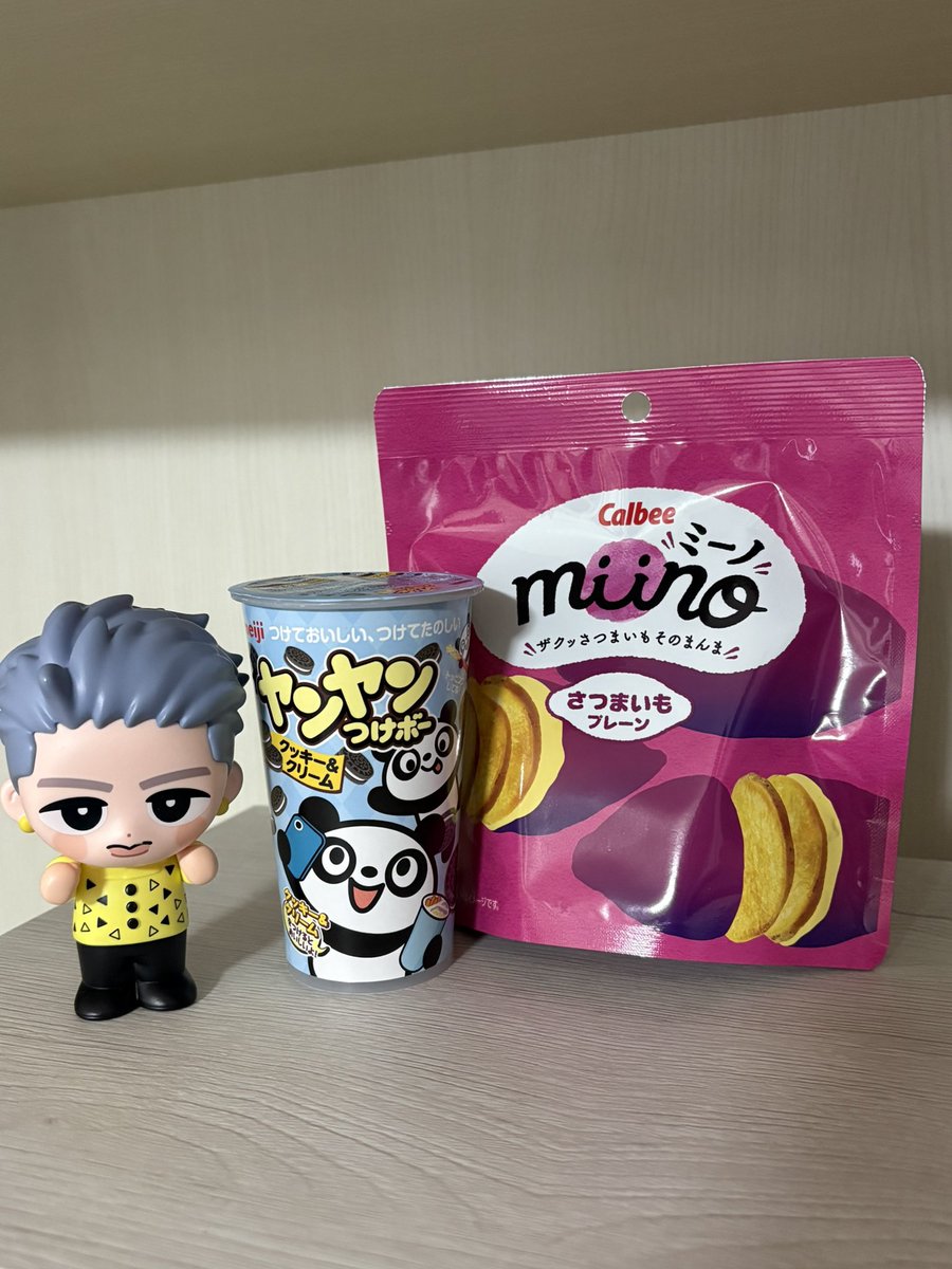 l22otaku's tweet photo. さつまいもみっけた〜〜🍠♩
あと、大好きなヤンヤン✖️大好きなクッキークリーム🍪🤎間違いない🙂‍↕️🙂‍↕️ https://t.co/MZzsB8LPiR