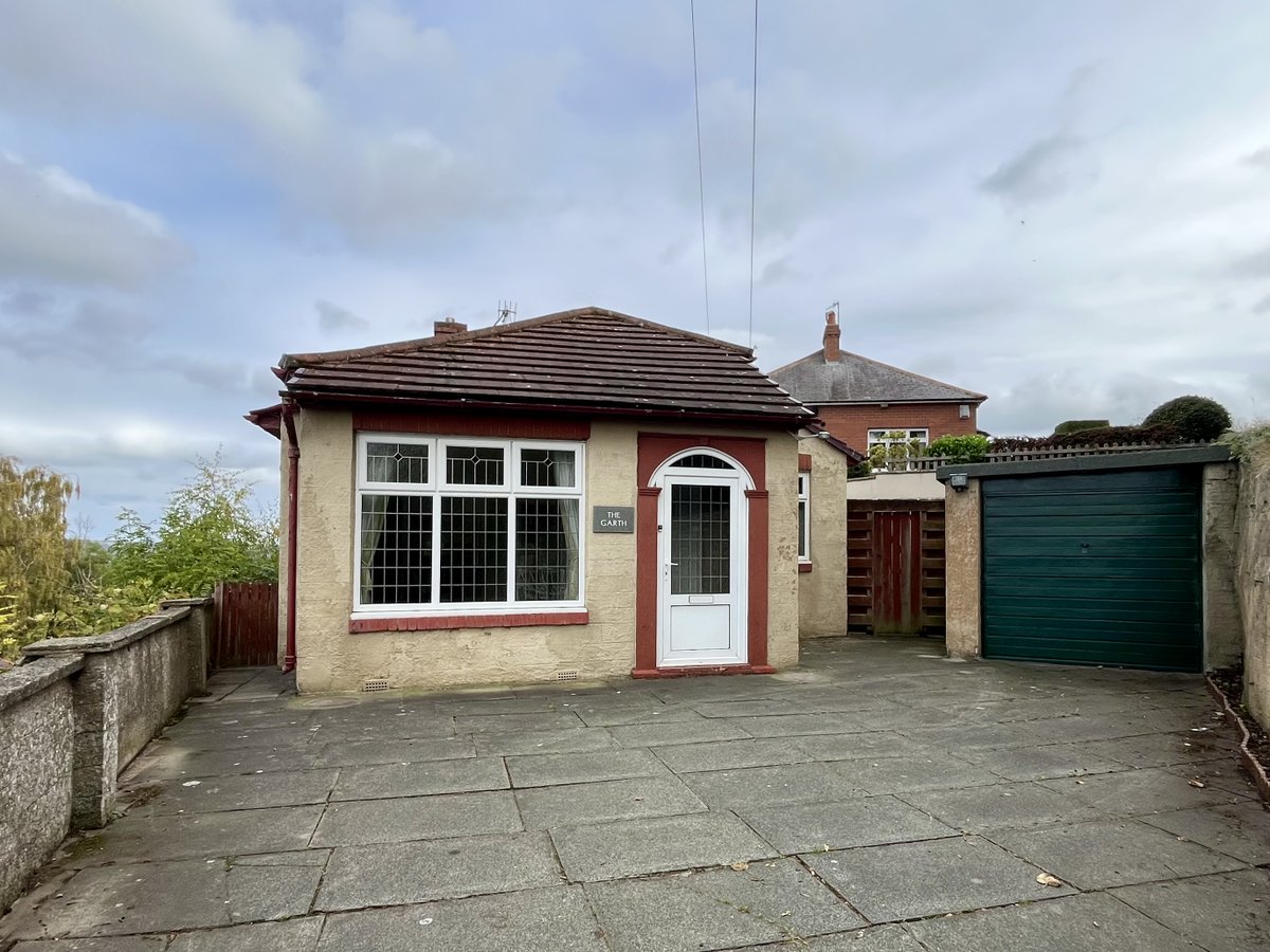 andrewcproperty's tweet photo. π‘New Property Listing with No Ongoing Chain
π#Fellside #Hexham
Detached Bungalow
ποΈ2 Double Bedrooms
ποΈReception Room
πBathroom
π³Gardens, Garaging & Driveway
π·Offers in Region of Β£210,000
#inneedofmodernisation #views #viewingadvised #hexhamestateagent https://t.co/BpzWLU4Brr