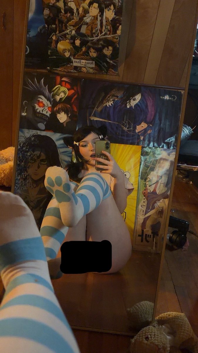 Stevi3Wild's tweet photo. I feel like a femboy in this outfit 😭😭 https://t.co/Az2lPUkLzj