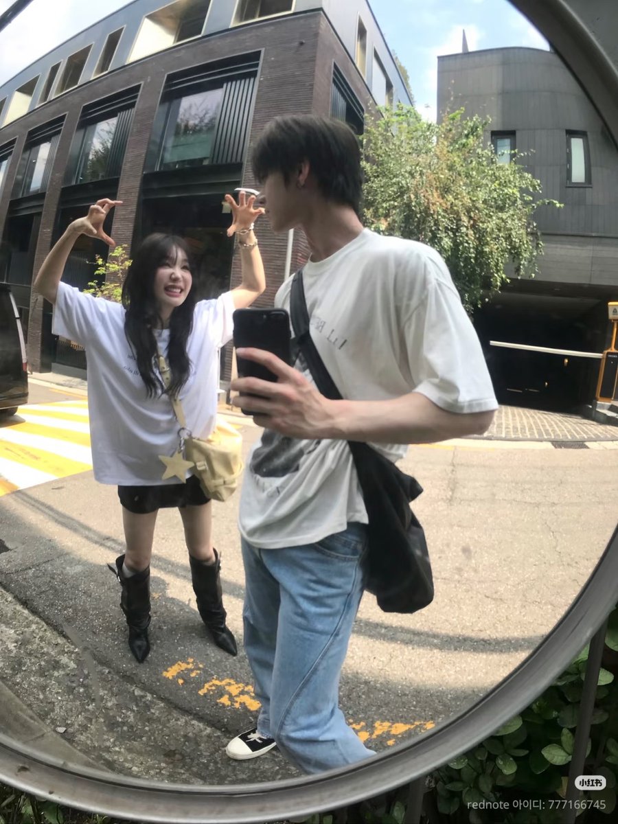 mudidi_666's tweet photo. 好一个乖乖女 볼 생각
임세호랑 서몽결 한국인가 봐...🫶 https://t.co/7FkVGFhWme