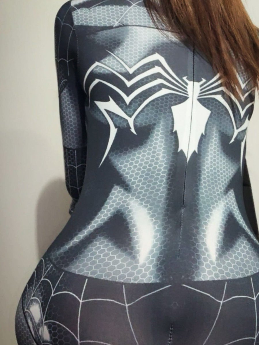 Aawol8's tweet photo. Playing spider women✨ but I need your web shooting😆💦 https://t.co/AXNqvNDcBs