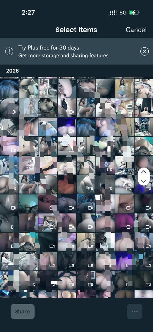 pretty_lis38764's tweet photo. How much yo got for my premium dropboxes, dms rn daddy https://t.co/kDOr69tVRt