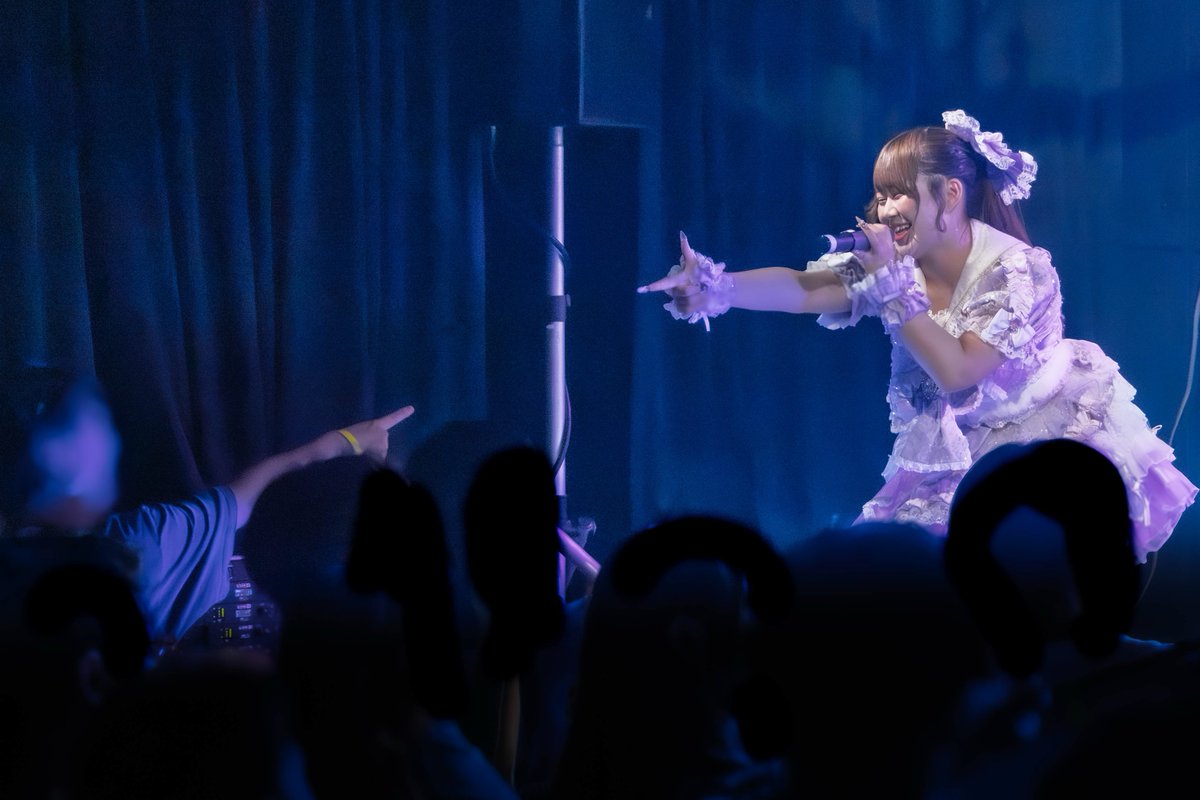 junnyandes's tweet photo. 【紫音ねいろ】さん
【Beloved】

レスが素敵なアイドル！
ねいろさんより💜ずきゅんばきゅん！
見覚えのある男性が撃ち抜かれてます！

＃紫音ねいろ
＃Beloved
＃びーらぶ
＃名古屋のアイドル
@neiro_beloved 
（左）26.10.4 Zephyr HALL
（右）26.10.13ライオンシアター
※男性の掲載許可済 https://t.co/nNkd0MFE9r