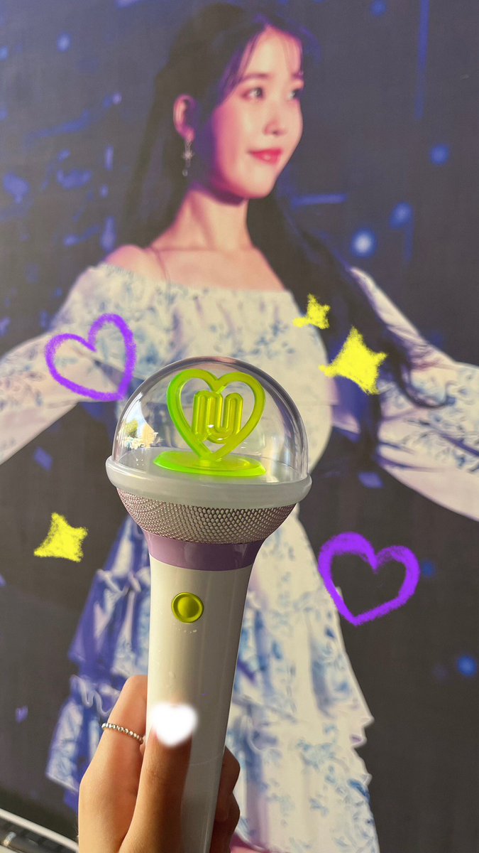 heart5base's tweet photo. #AYNE via b.stage 🐬

"10/14 Diary📝
Ayne… was so overjoyed that she fell asleep right here…
My eternal role model, IU sunbaenim🥹💜

I still can't forget sunbaenim's 'The Golden Hour' concert…"

#HEARTOFWOMAN #아인 https://t.co/AgFImnx2Qz