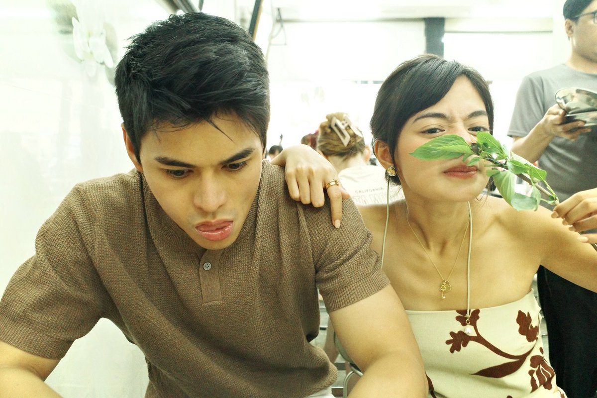 only_greysss's tweet photo. dustbia ayuda na gumagalaw jeballl https://t.co/0qOfMZmMla