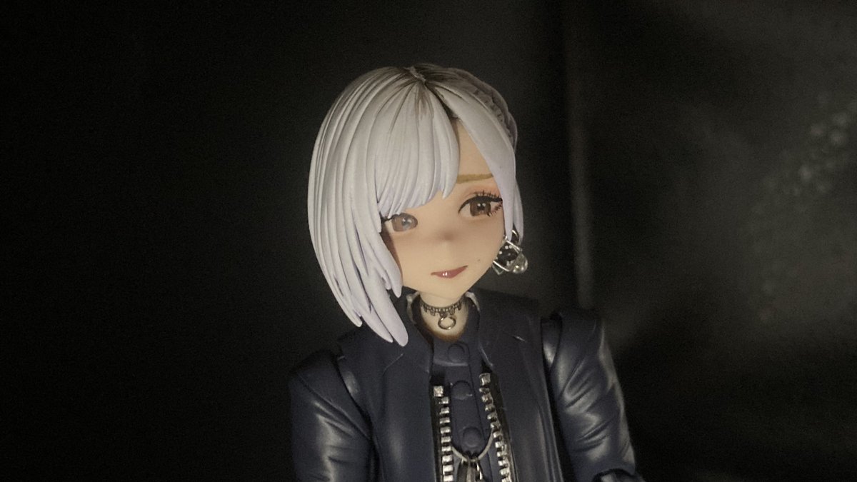 w373kagamichan's tweet photo. 不完全で歪んでても
ありがとう、ごめんね、おかえりって
言いたい相手がいる
その人がいることで自分の存在が確かなものに
まるで奇跡のような…
ReoNa 12thシングル Amore #生け姫 ver. 本体が完成です
ここにいたいって思える君と出会えた
また君に会いたいね
#ReoNa
#推し造形部  
もう消えそうだ https://t.co/zh6LFomiog