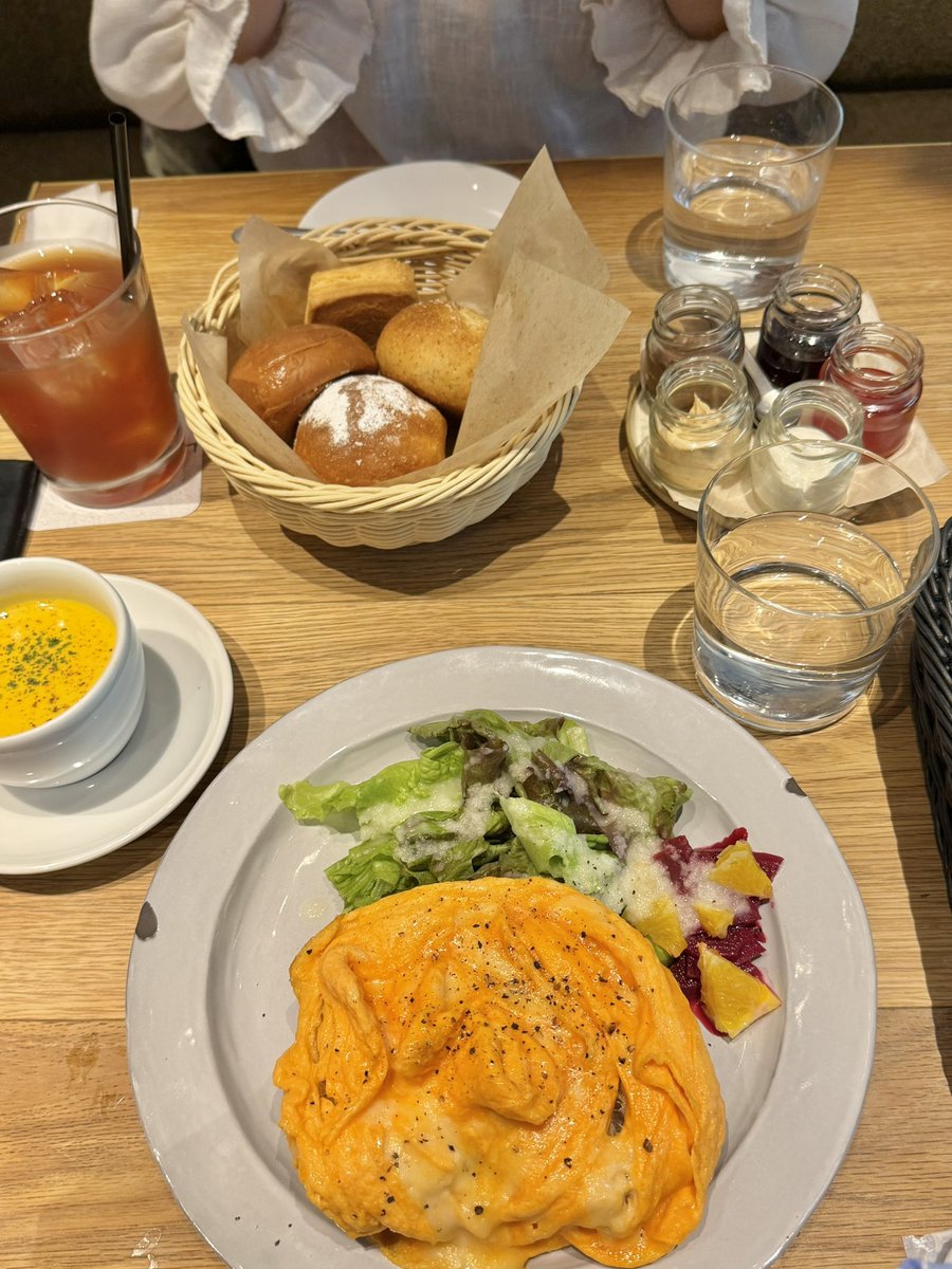iro_0x0's tweet photo. 今日のデート❣️ショッピング楽しかった〜☺️ https://t.co/5mkwk3RWTe