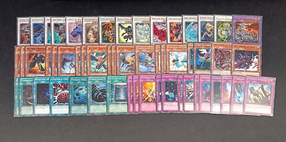 YoussefFudo's tweet photo. Tu veux jouer en Edison? J'ai le deck parfait pour toi !

Le deck AILE NOIRE ! Facile à prendre en main, ce deck te permettra de gagner tes tournois locaux aisément. 

Alors, qu'est-ce que tu attends pour jouer au meilleur format YU-GI-OH de tout les temps ? https://t.co/gXEh6h0EFT