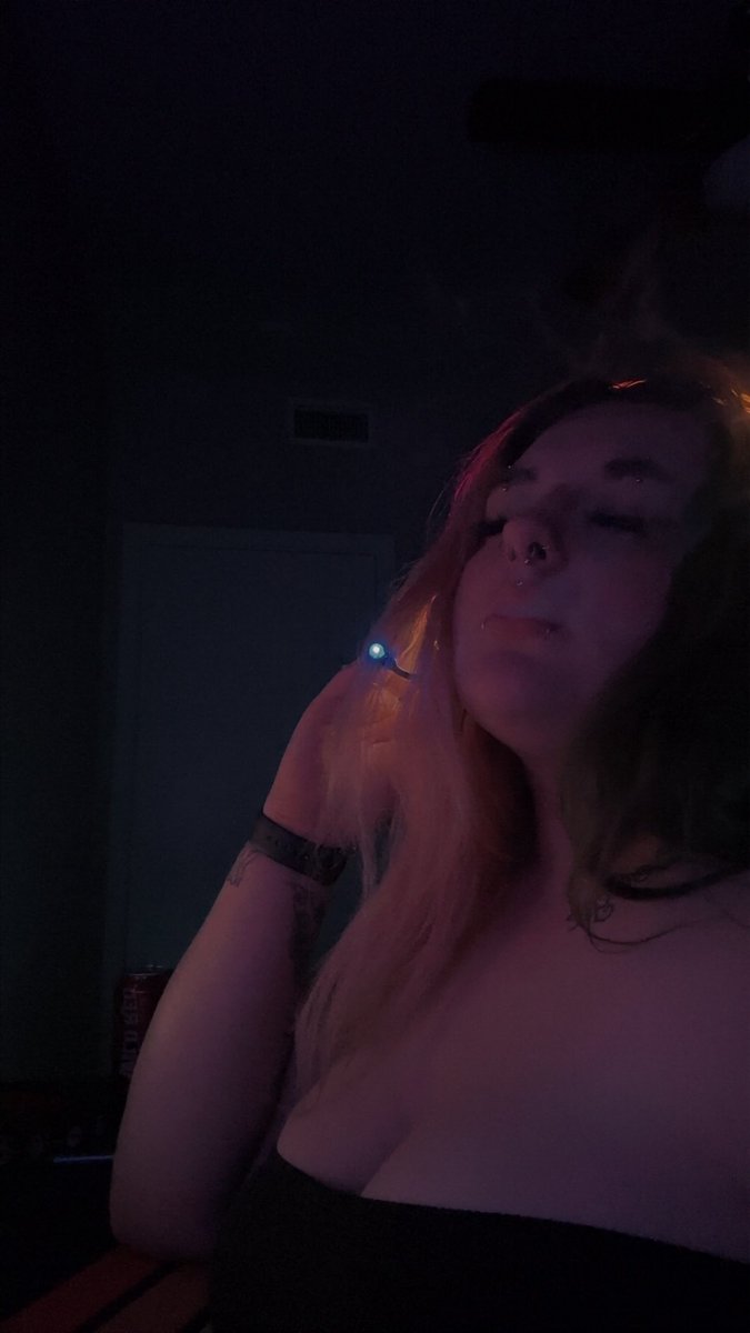 pumpkinqueen210's tweet photo. Headphones on so I canβt hear anything, taking slow hits. Catch me if you canπ₯°ππ©·π€π€
#intoxkink #CNC #IntoxPlay #FreeUse #StalkerKink #PredatorPrey #Hunted #HighAndHelpless #StonerSlut #WeedWhore #PublicCNC #OutdoorCNC #IntoxCNC #StalkedAndUsed #HuntedAndUsed #NSFW420 https://t.co/ZEQpZRRwe2