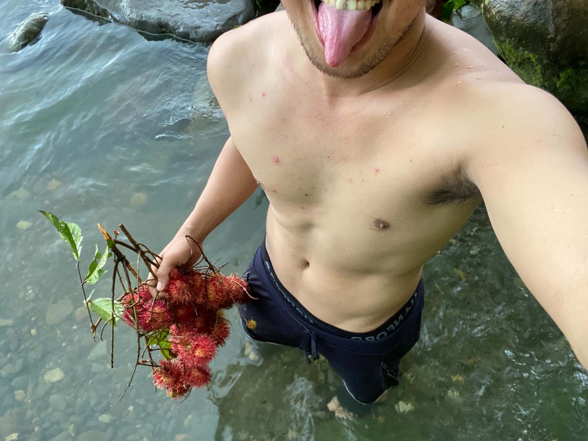 boss_sarap's tweet photo. Rambutan oh burat ko🥵 https://t.co/WTUEqQqTbx
